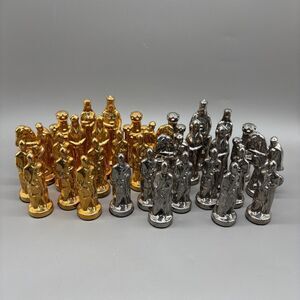 Vintage Metal Chess Set 1982 Albertas Mold 32 Pieces Gold Silver Medieval Felted